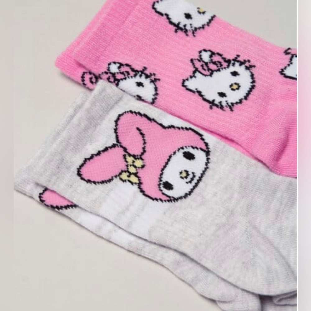 2 Pk Hello Kitty Crew Socks